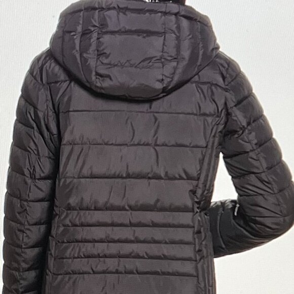 Weatherproof Sherpa Lined Puffer in Black Size XL - Picture 2 of 11